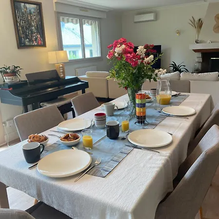 Willa Villa 4 Chambres Wifi, Climatisation, Jardin